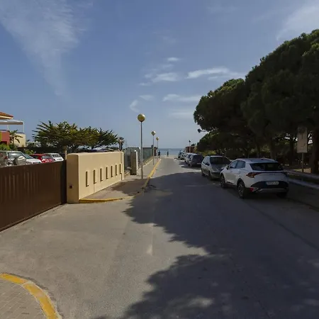 Pinos-los Corrales Family Apartment Rota